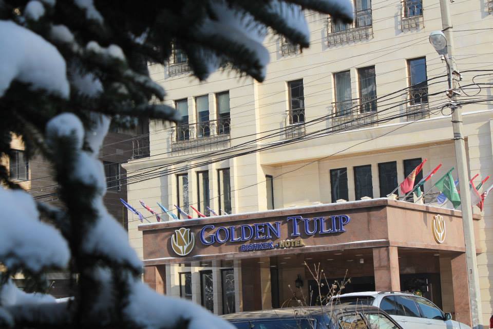 Hotel Ramada By Wyndham Bishkek Centre Zewnętrze zdjęcie